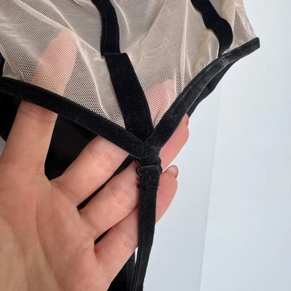 Victoria's Secret Elegant Black and Cream Bodysuit - Picture 7 of 7